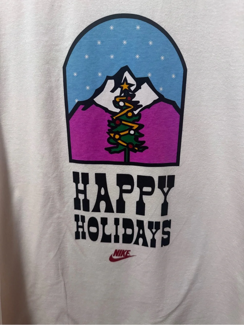 Bundle 4 $10 items for $30 Nike Men's White Holiday Graphic Tee Large